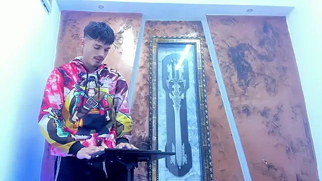 Snapshot of Iam_Steven chatting on 12/18/25, 04:29 Iam Steven online show from 12/18/25, 04:29