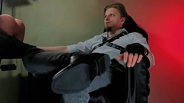 Vincent Hardman online show from 03/10/26, 08:14