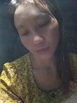 bonnie-00 online show from 04/19/26, 03:11