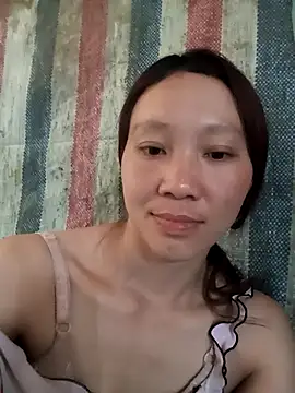 bonnie-00 online show from 05/07/26, 05:13