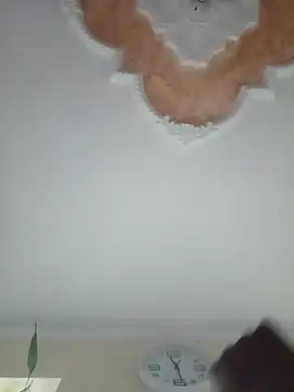 Snapshot of Elsuave28 chatting on 01/19/26, 04:27 Elsuave28 online show from 01/19/26, 04:27