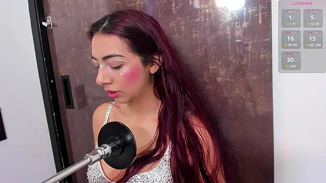 Snapshot of cherry_skinny_ chatting on 12/05/25, 03:59 cherry skinny online show from 12/05/25, 03:59