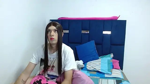 PinkLuna LolaBloom online show from 01/08/26, 11:29