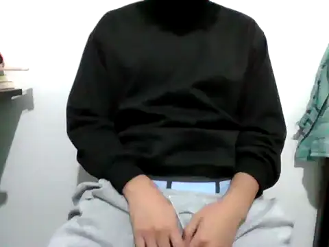 Snapshot of ShunningMore chatting on 11/10/25, 08:19 ShunningMore online show from 11/10/25, 08:19