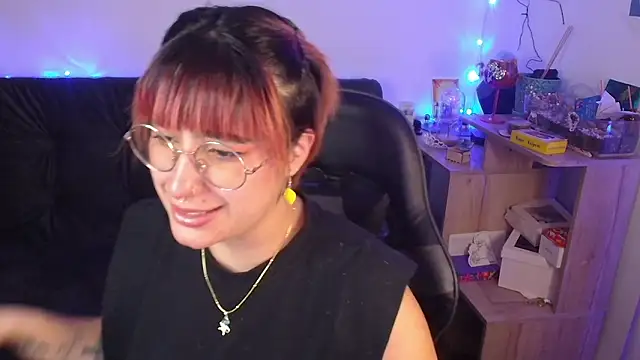 Miacatsito3 online show from 03/05/26, 11:56