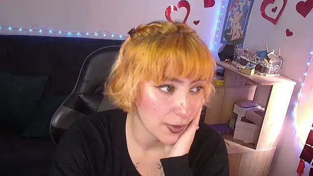 Miacatsito3 online show from 06/09/26, 07:03
