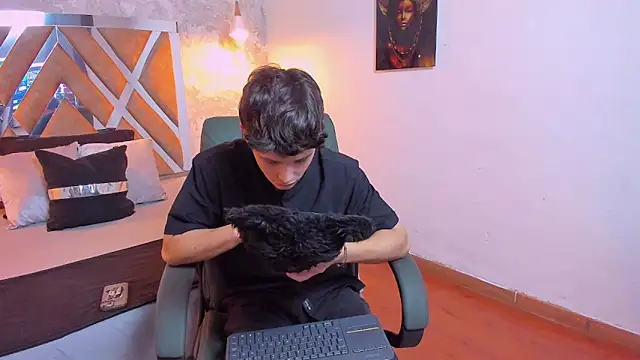 kraven lust online show from 09/28/25, 03:12