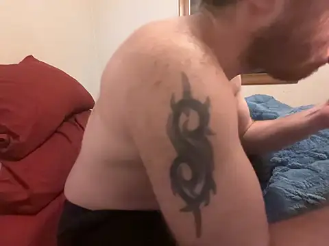 Snapshot of Adam_Phoenix chatting on 02/04/26, 04:40 Adam Phoenix online show from 02/04/26, 04:40