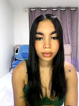 karolaalcendra online show from 11/26/25, 03:07