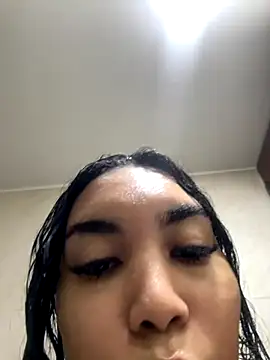 karolaalcendra online show from 12/02/25, 12:38