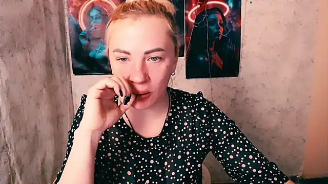 EmmaCat  online show from 03/04/26, 05:35