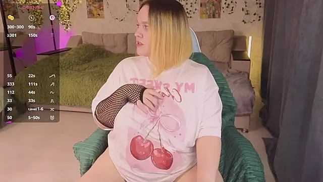 Aki nohana online show from 11/03/25, 11:00