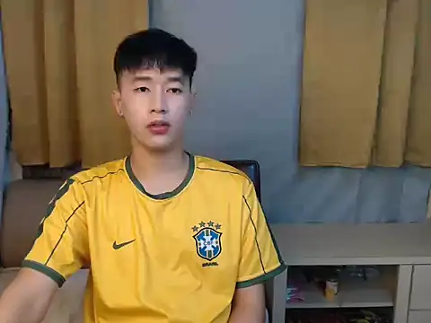 Snapshot of mr_chandy chatting on 09/23/25, 11:24 mr chandy online show from 09/23/25, 11:24