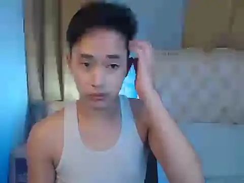 Snapshot of mr_chandy chatting on 10/13/25, 10:15 mr chandy online show from 10/13/25, 10:15