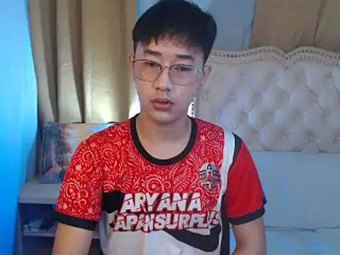 Snapshot of mr_chandy chatting on 10/16/25, 10:49 mr chandy online show from 10/16/25, 10:49