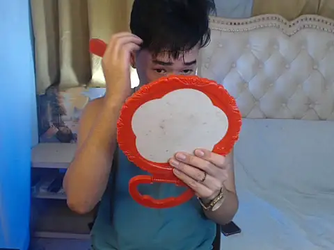 Snapshot of mr_chandy chatting on 10/22/25, 10:48 mr chandy online show from 10/22/25, 10:48