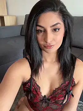 Mia spicyy online show from 04/30/26, 08:42