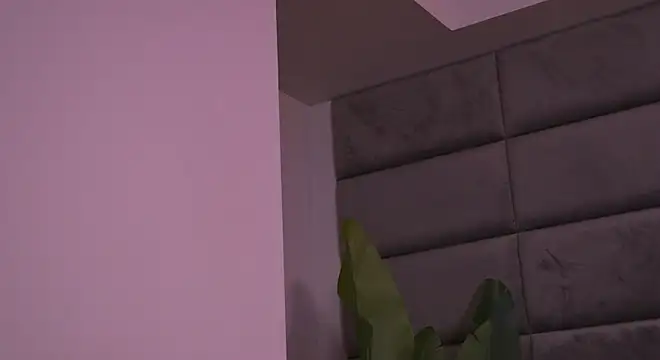 YssabelFox online show from 10/21/25, 03:29