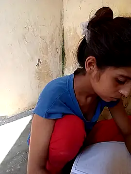 Saloni-Gupta online show from 09/19/25, 05:20