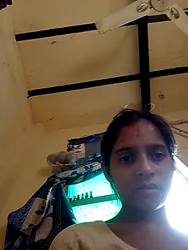 Saloni-Gupta online show from 10/19/25, 07:09