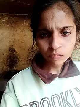 Saloni-Gupta online show from 12/16/25, 07:24