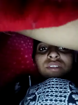 Saloni-Gupta online show from 12/21/25, 09:33