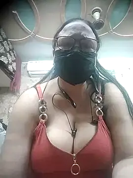 Snapshot of thehotlady chatting on 10/14/25, 06:31 thehotlady online show from 10/14/25, 06:31