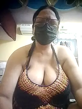 thehotlady online show from 04/22/26, 03:31