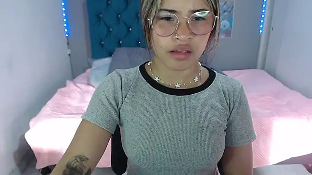 mia sexgirl online show from 06/02/26, 12:18