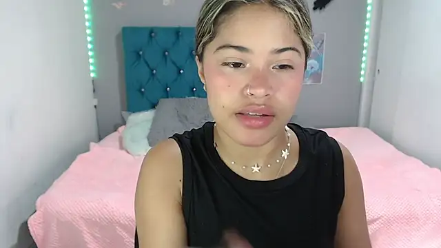 mia sexgirl online show from 06/03/26, 12:30