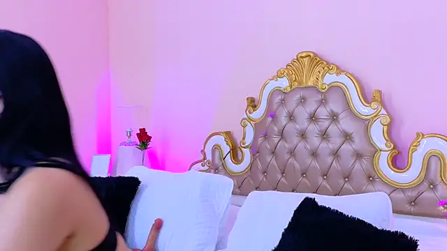 AryCorinne online show from 04/23/26, 03:30