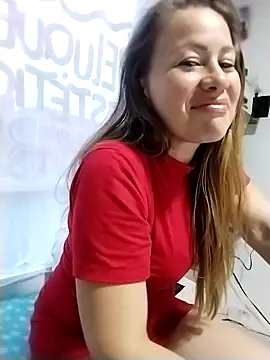 LaraCaliente online show from 10/11/25, 10:41