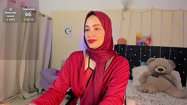 ShanaJamil online show from 04/10/26, 12:10