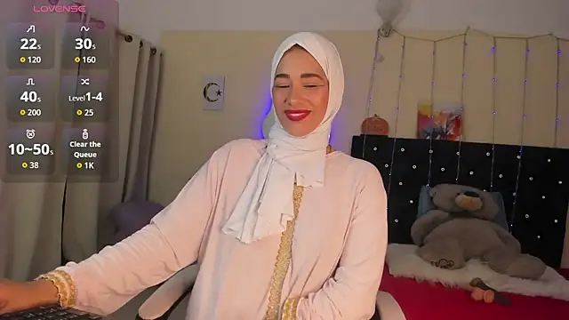 ShanaJamil online show from 04/23/26, 12:04