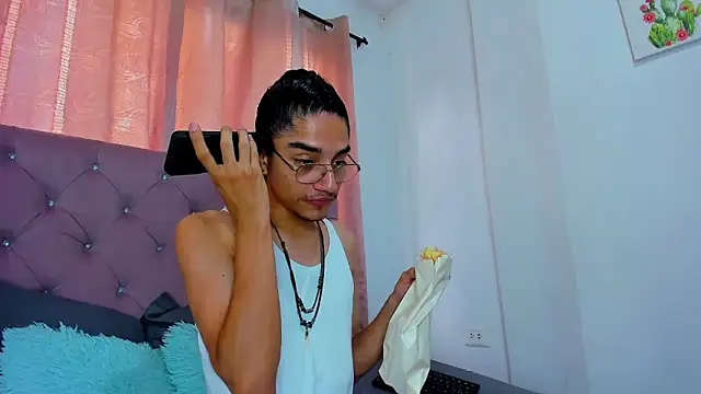 EthanBlackwoodd online show from 01/15/26, 08:23