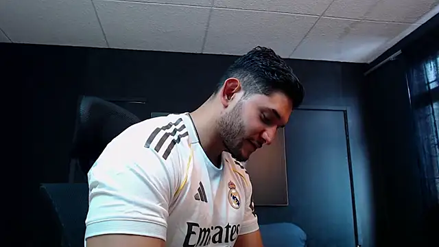 RichardMilleer online show from 01/06/26, 01:48