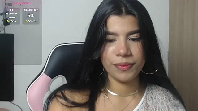 MayaScott11 online show from 11/17/25, 06:57