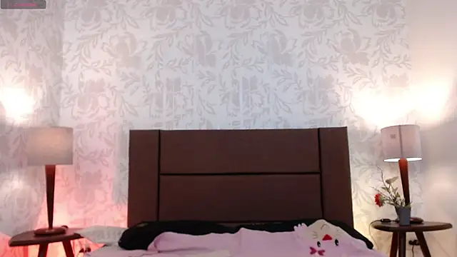 Ava Raye online show from 12/19/25, 07:54