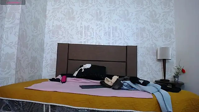 Ava Raye online show from 04/23/26, 06:54