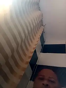 Snapshot of Rosabela04 chatting on 11/01/25, 11:34 Rosabela04 online show from 11/01/25, 11:34