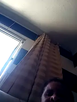 Snapshot of Rosabela04 chatting on 12/02/25, 03:07 Rosabela04 online show from 12/02/25, 03:07