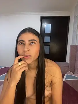 Snapshot of Isabella_Montoya chatting on 10/04/25, 03:54 Isabella Montoya online show from 10/04/25, 03:54