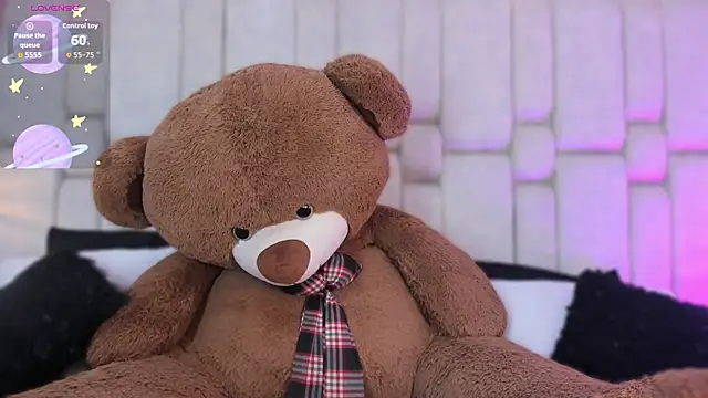  GigiDoll  online show from 11/26/25, 11:55