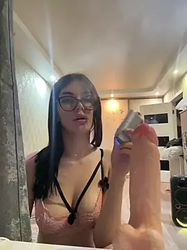 milka catt online show from 10/10/25, 07:02