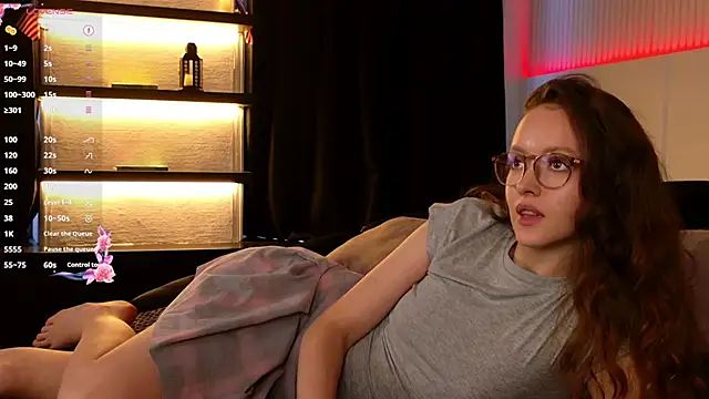 SallyPinkman online show from 11/08/25, 12:05