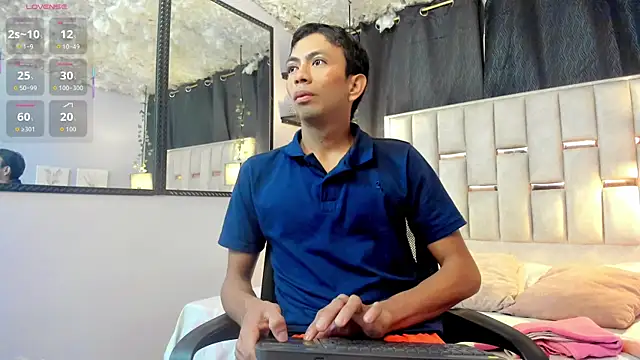 Snapshot of Marcello_Nova chatting on 10/06/25, 11:51 Marcello Nova online show from 10/06/25, 11:51