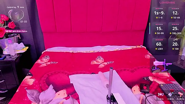 Snapshot of Marcello_Nova chatting on 10/10/25, 12:15 Marcello Nova online show from 10/10/25, 12:15