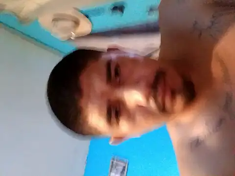 Snapshot of panganamno chatting on 09/19/25, 03:56 panganamno online show from 09/19/25, 03:56