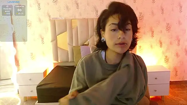 Snapshot of DAKOTA_TAY1 chatting on 11/05/25, 11:43 DAKOTA TAY1 online show from 11/05/25, 11:43