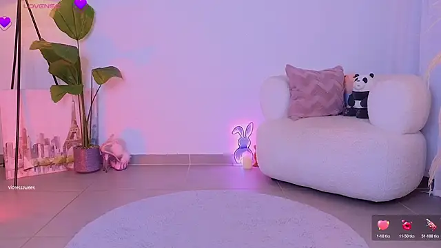 violetssweet online show from 10/24/25, 01:03